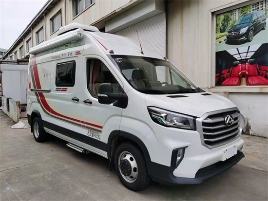 五菱新车型:超大空间房车功能省油又经济揭秘其魅力